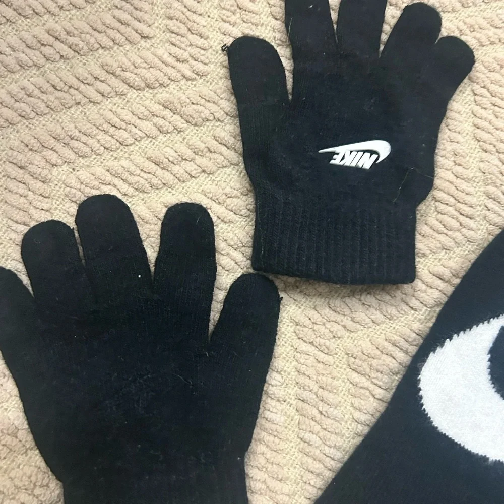 Nike Black and White Winter Set